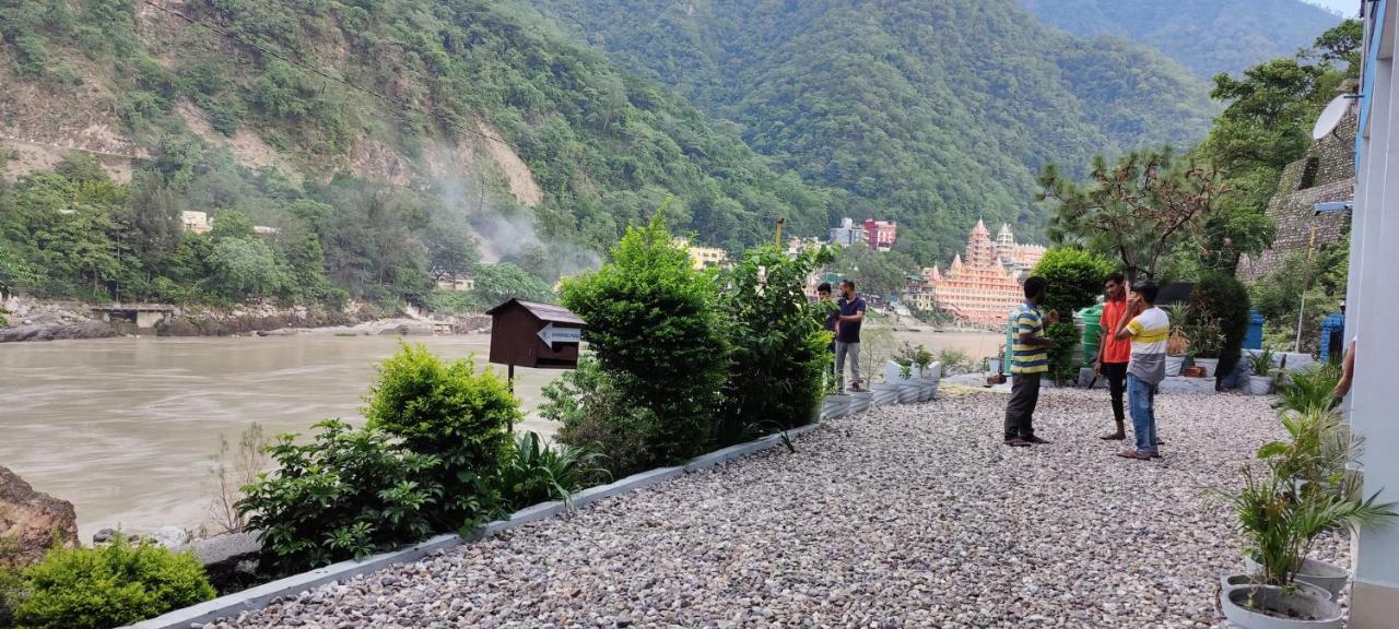 H7 Stay On The Ganges, Yoga & Spa Resort, Rishīkesh Екстериор снимка