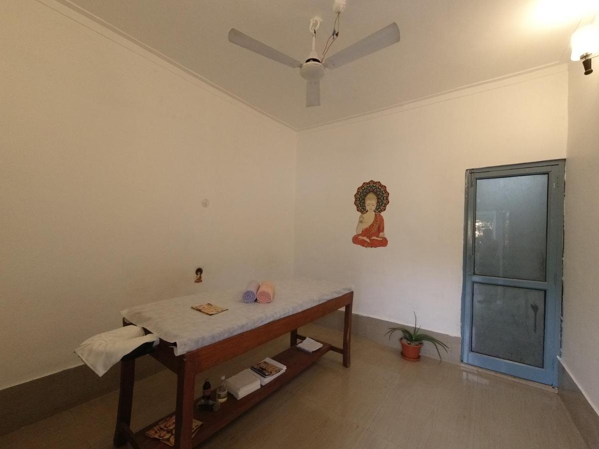 H7 Stay On The Ganges, Yoga & Spa Resort, Rishīkesh Екстериор снимка