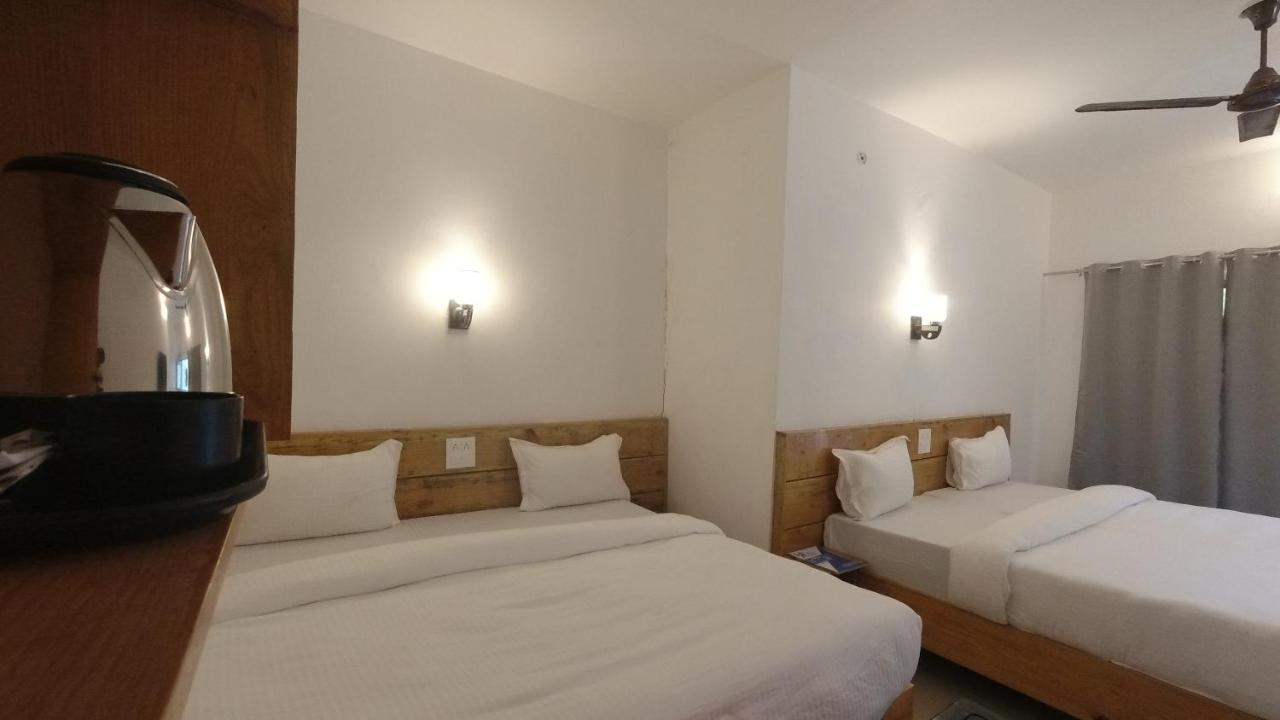 H7 Stay On The Ganges, Yoga & Spa Resort, Rishīkesh Екстериор снимка
