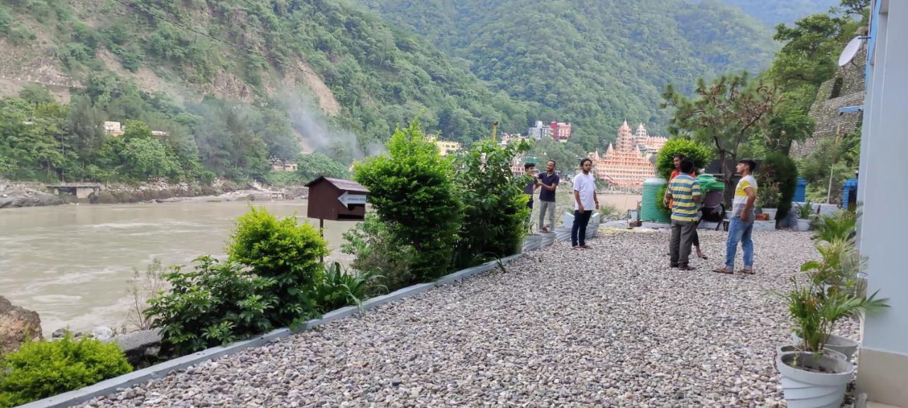 H7 Stay On The Ganges, Yoga & Spa Resort, Rishīkesh Екстериор снимка